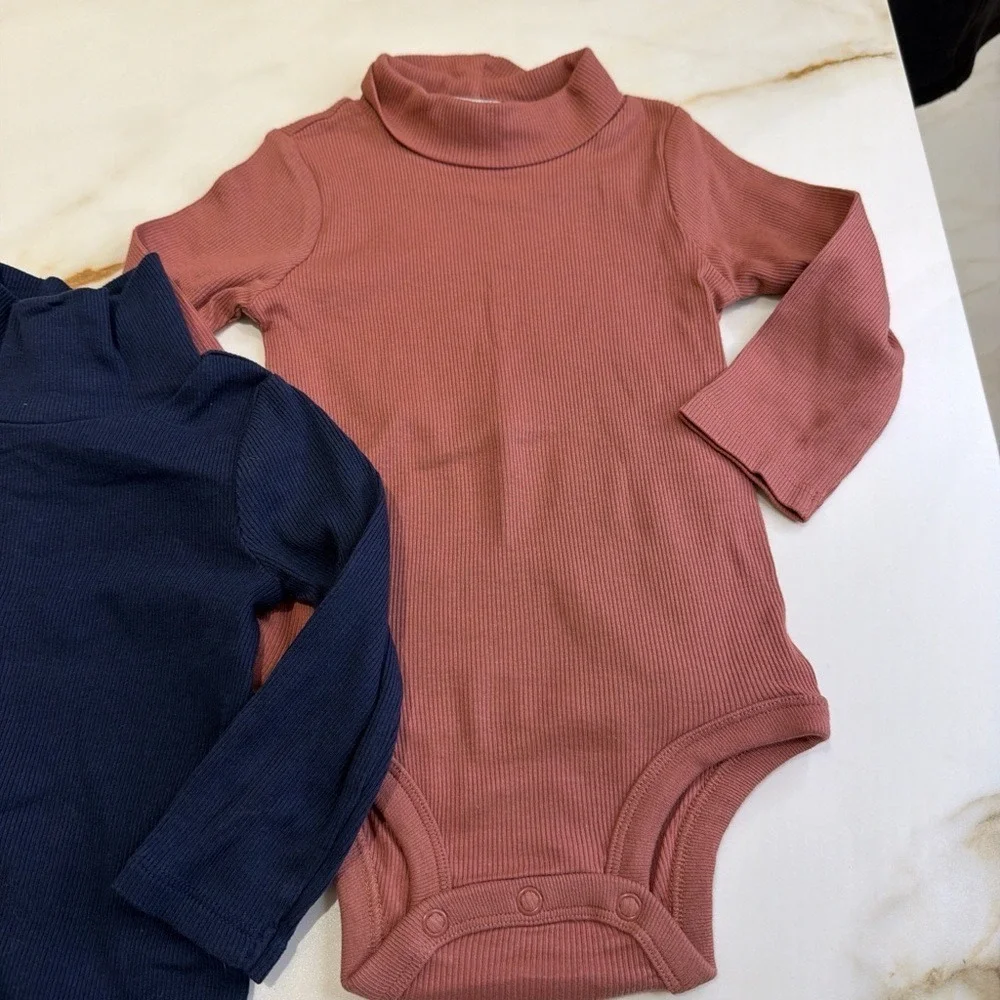 Carters organic turtle neck 2pc